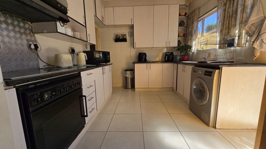 4 Bedroom Property for Sale in Randhart Gauteng