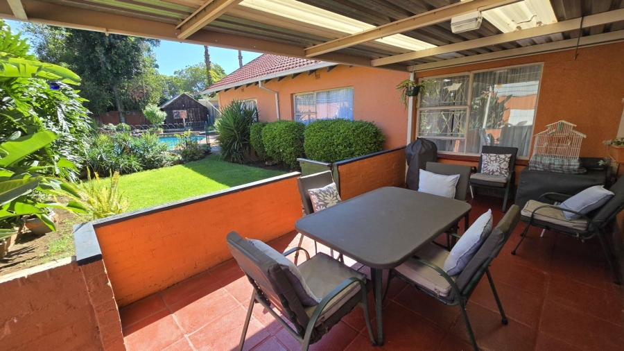 4 Bedroom Property for Sale in Randhart Gauteng