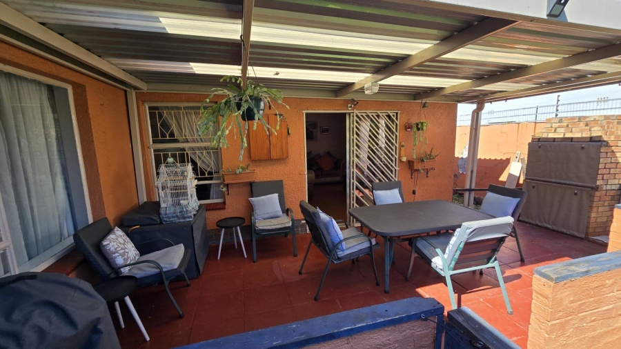 4 Bedroom Property for Sale in Randhart Gauteng