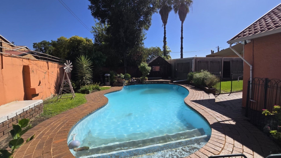 4 Bedroom Property for Sale in Randhart Gauteng