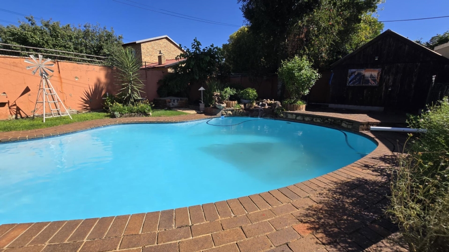 4 Bedroom Property for Sale in Randhart Gauteng