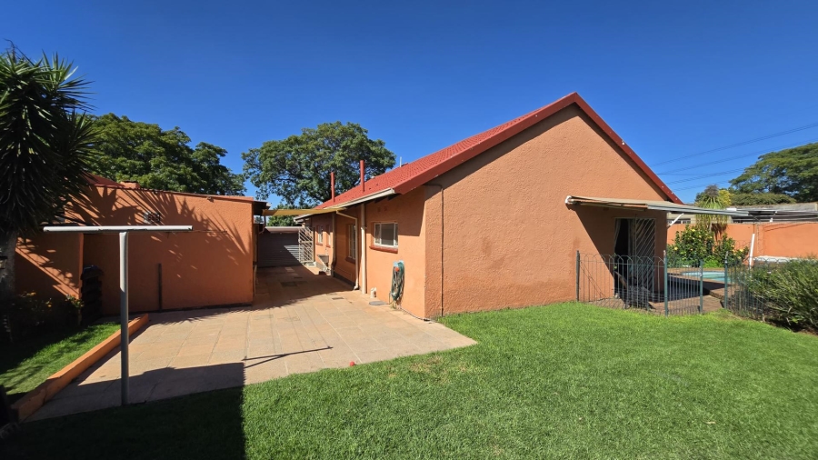 4 Bedroom Property for Sale in Randhart Gauteng