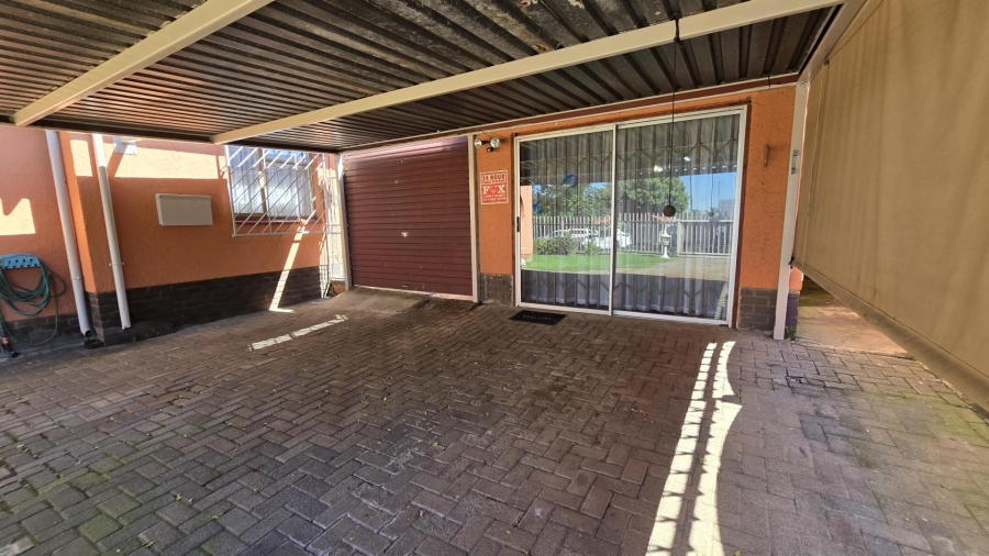 4 Bedroom Property for Sale in Randhart Gauteng