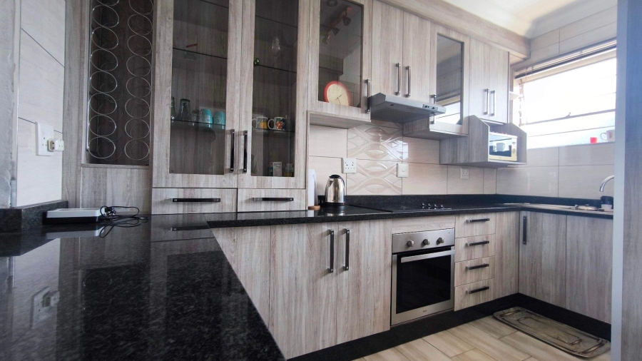 2 Bedroom Property for Sale in Raceview Gauteng