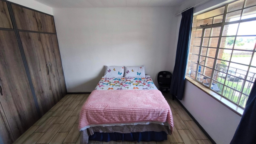 2 Bedroom Property for Sale in Raceview Gauteng