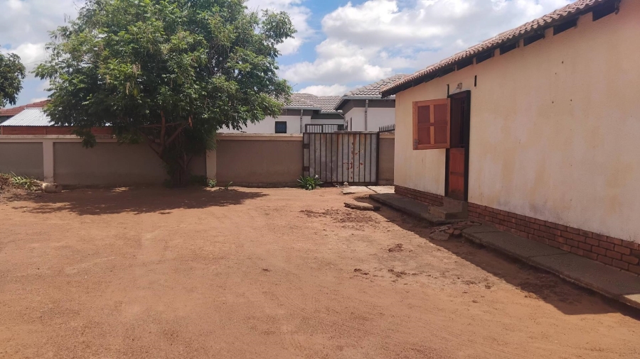 2 Bedroom Property for Sale in Mabopane Unit X Gauteng