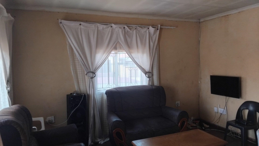 2 Bedroom Property for Sale in Mabopane Unit X Gauteng