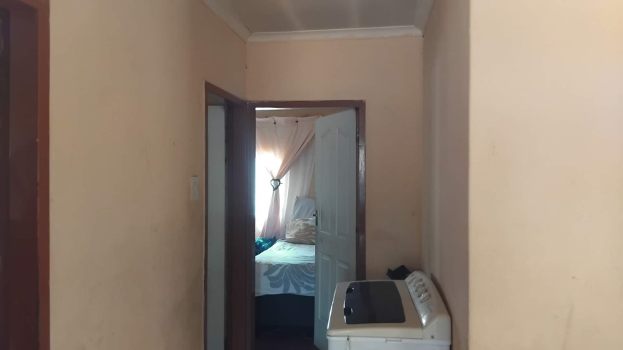 2 Bedroom Property for Sale in Mabopane Unit X Gauteng