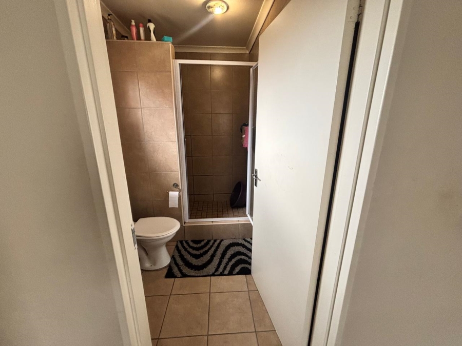 To Let 3 Bedroom Property for Rent in Thatch Hill Estate Gauteng