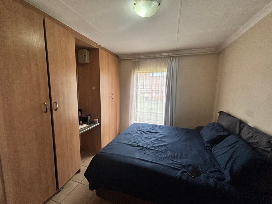 To Let 3 Bedroom Property for Rent in Thatch Hill Estate Gauteng