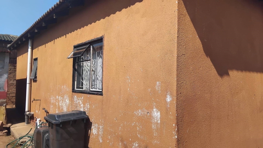 2 Bedroom Property for Sale in Mabopane Unit S Gauteng