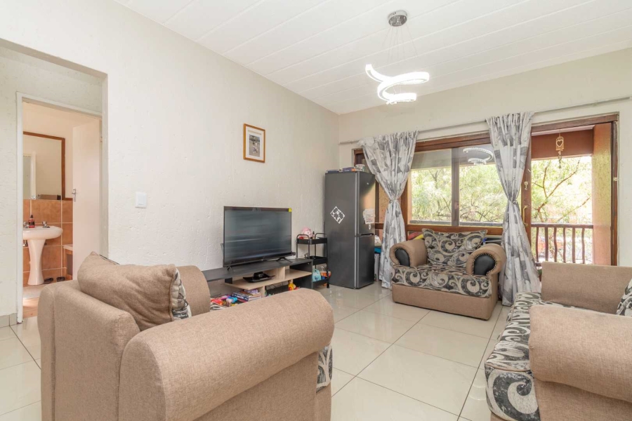 2 Bedroom Property for Sale in Sunninghill Gauteng