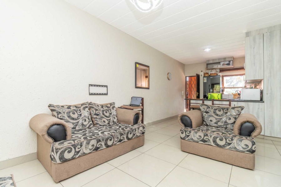 2 Bedroom Property for Sale in Sunninghill Gauteng
