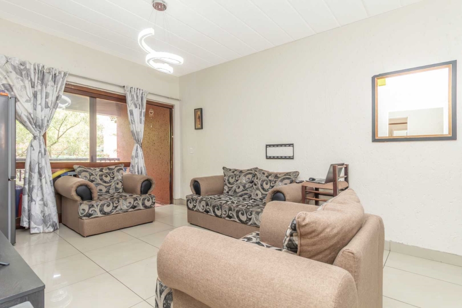 2 Bedroom Property for Sale in Sunninghill Gauteng