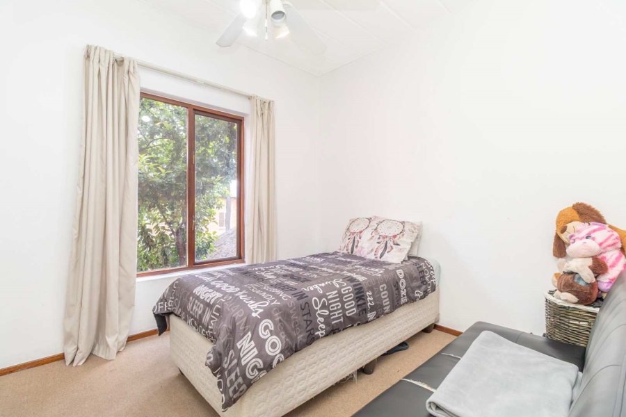 2 Bedroom Property for Sale in Sunninghill Gauteng