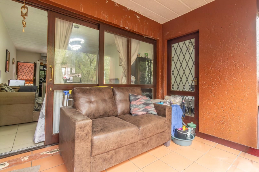 2 Bedroom Property for Sale in Sunninghill Gauteng