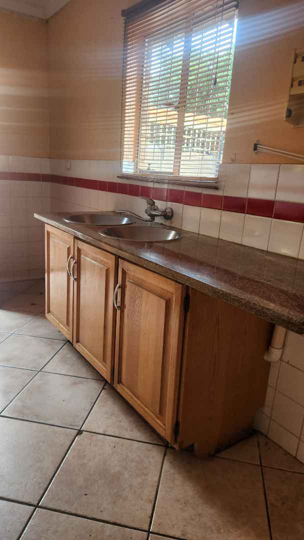 To Let 2 Bedroom Property for Rent in Chantelle Gauteng