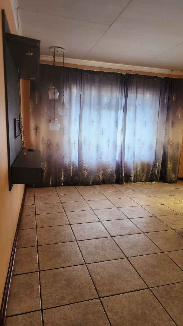 To Let 2 Bedroom Property for Rent in Chantelle Gauteng