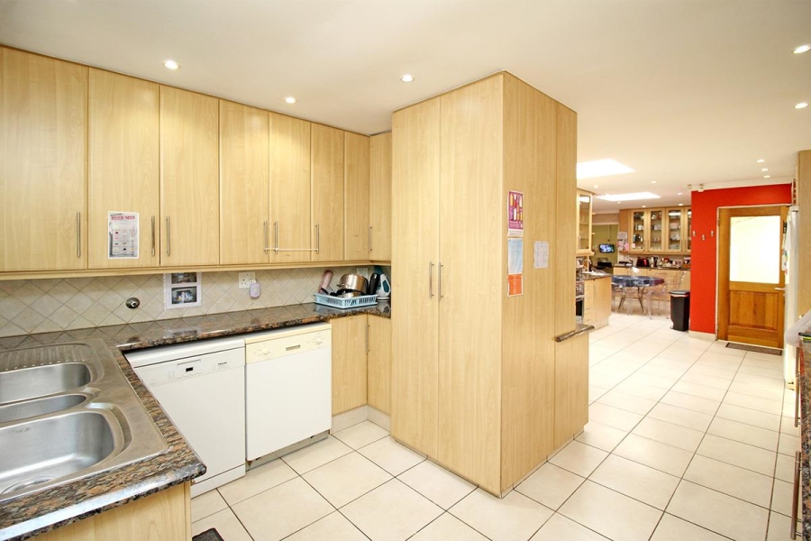 4 Bedroom Property for Sale in Glenhazel Gauteng