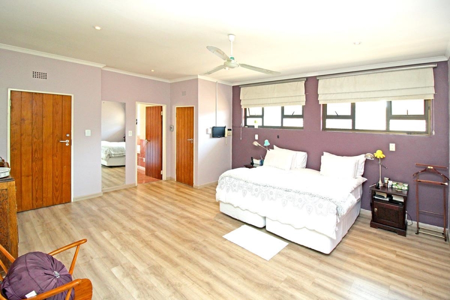 4 Bedroom Property for Sale in Glenhazel Gauteng