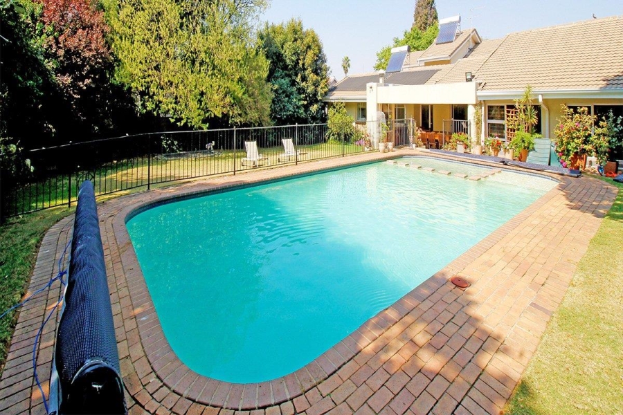 4 Bedroom Property for Sale in Glenhazel Gauteng