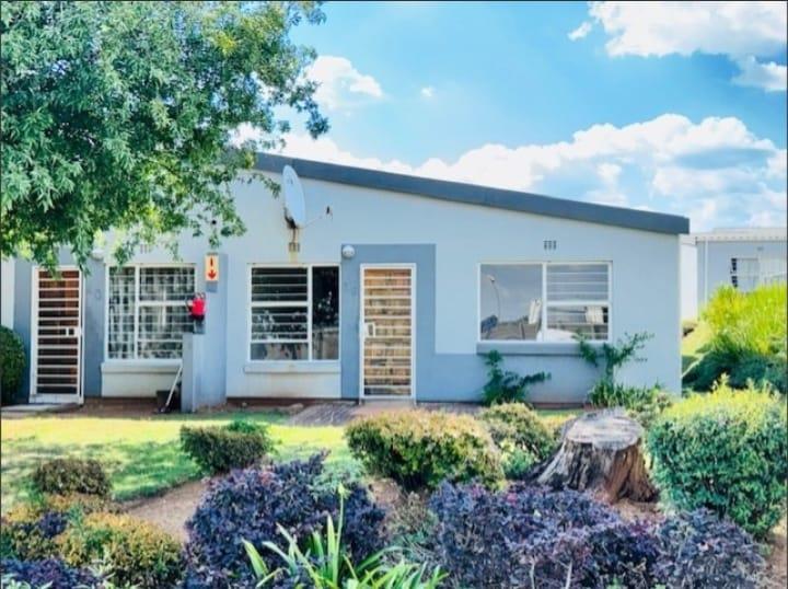 2 Bedroom Property for Sale in Ridgeway Ext 3 Gauteng