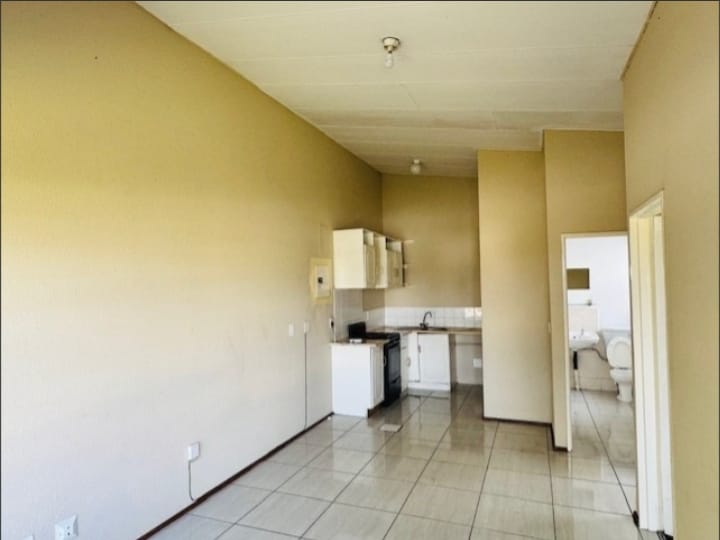 2 Bedroom Property for Sale in Ridgeway Ext 3 Gauteng