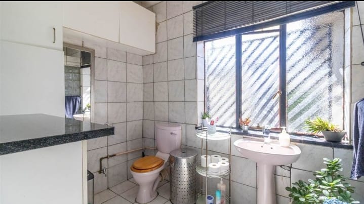 4 Bedroom Property for Sale in Rewlatch Gauteng