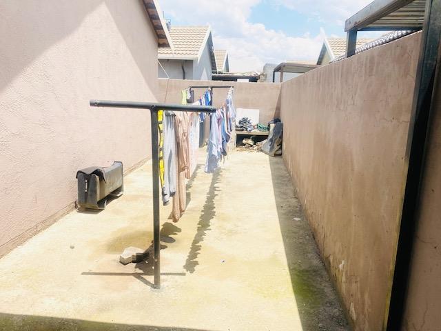 2 Bedroom Property for Sale in Windmill Park Gauteng