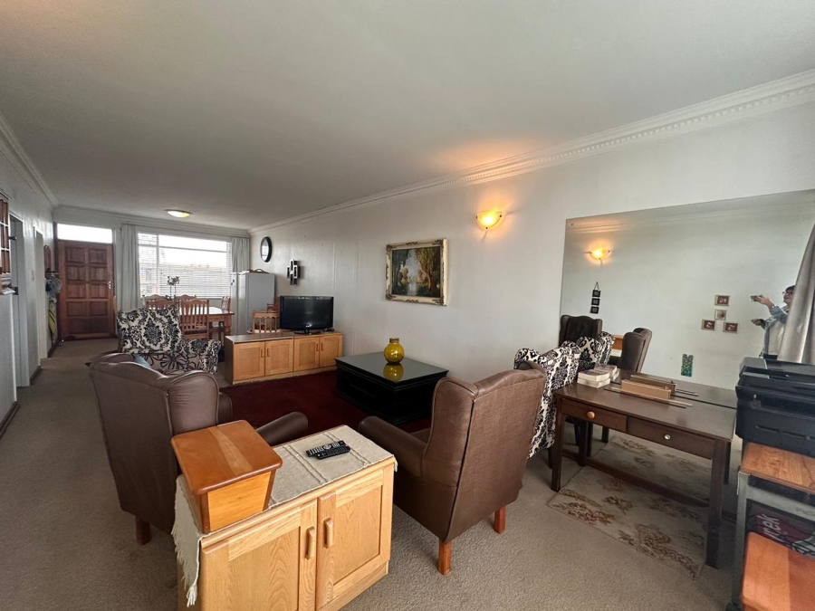 2 Bedroom Property for Sale in Florida Park Gauteng