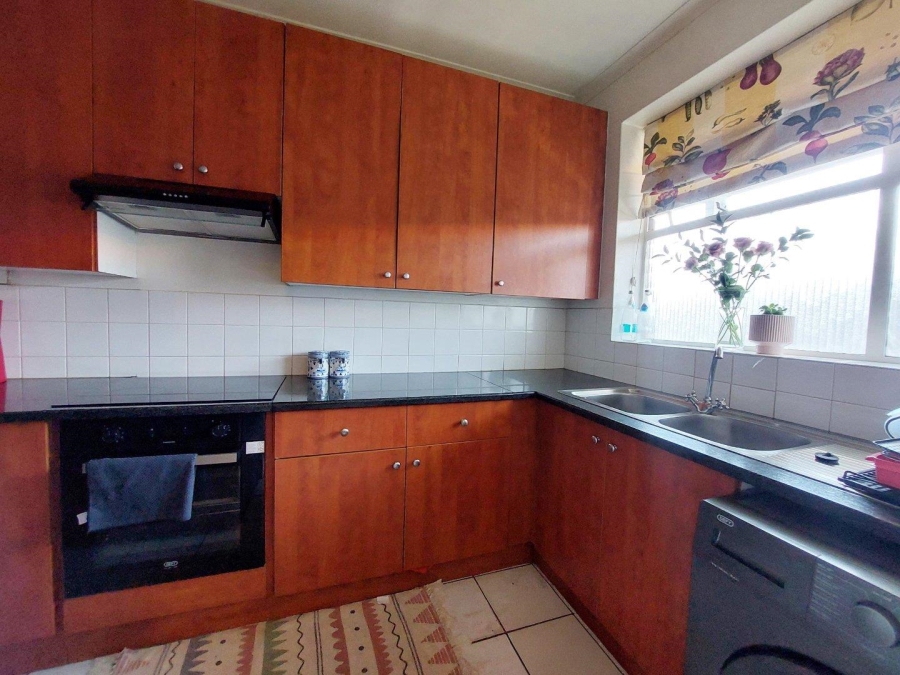 1 Bedroom Property for Sale in Bordeaux Gauteng