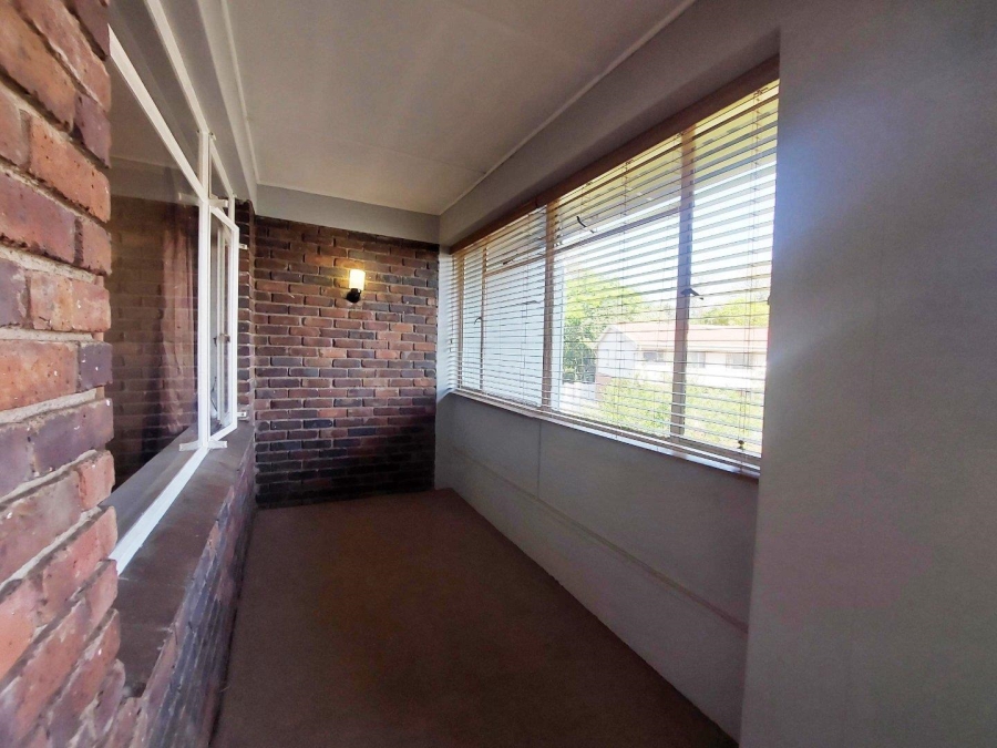 1 Bedroom Property for Sale in Bordeaux Gauteng