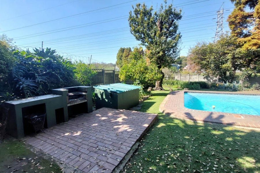 1 Bedroom Property for Sale in Bordeaux Gauteng