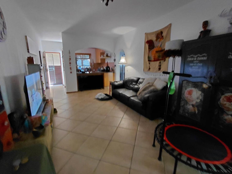 To Let 1 Bedroom Property for Rent in Lonehill Gauteng