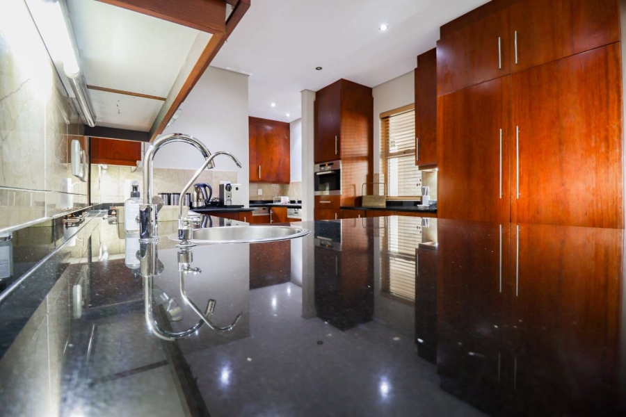 To Let 2 Bedroom Property for Rent in Morningside Gauteng