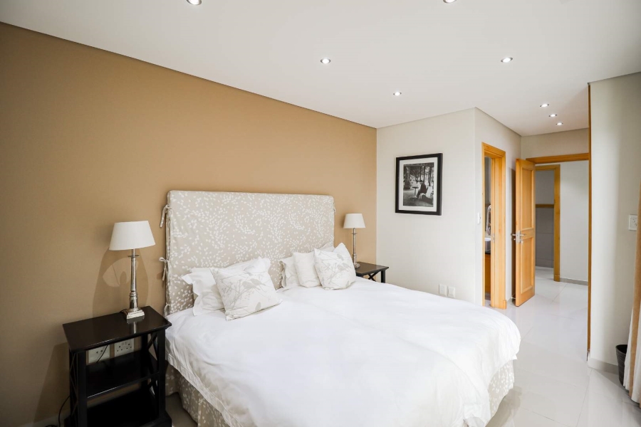 To Let 2 Bedroom Property for Rent in Morningside Gauteng