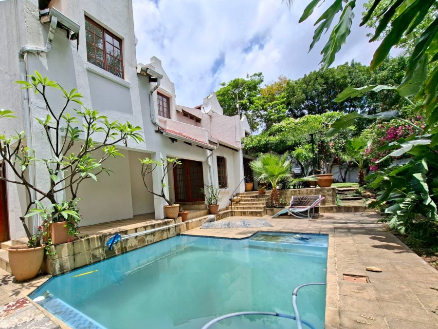 To Let 4 Bedroom Property for Rent in Morningside Gauteng