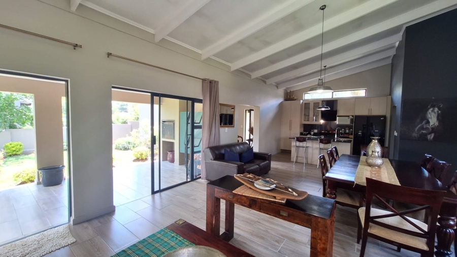 To Let 4 Bedroom Property for Rent in Broadacres Gauteng