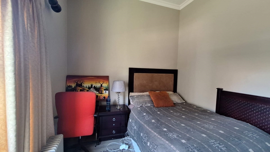 To Let 4 Bedroom Property for Rent in Broadacres Gauteng