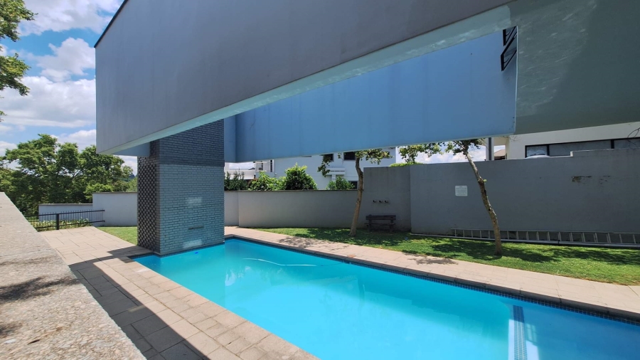 To Let 4 Bedroom Property for Rent in Broadacres Gauteng