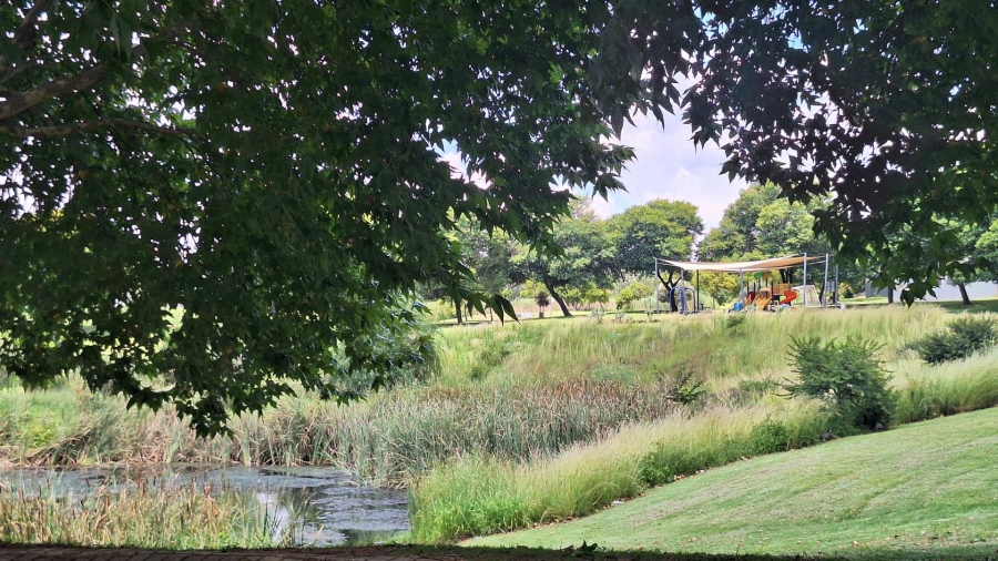 To Let 4 Bedroom Property for Rent in Broadacres Gauteng