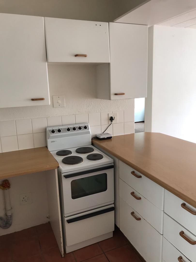 1 Bedroom Property for Sale in Groenkloof Gauteng