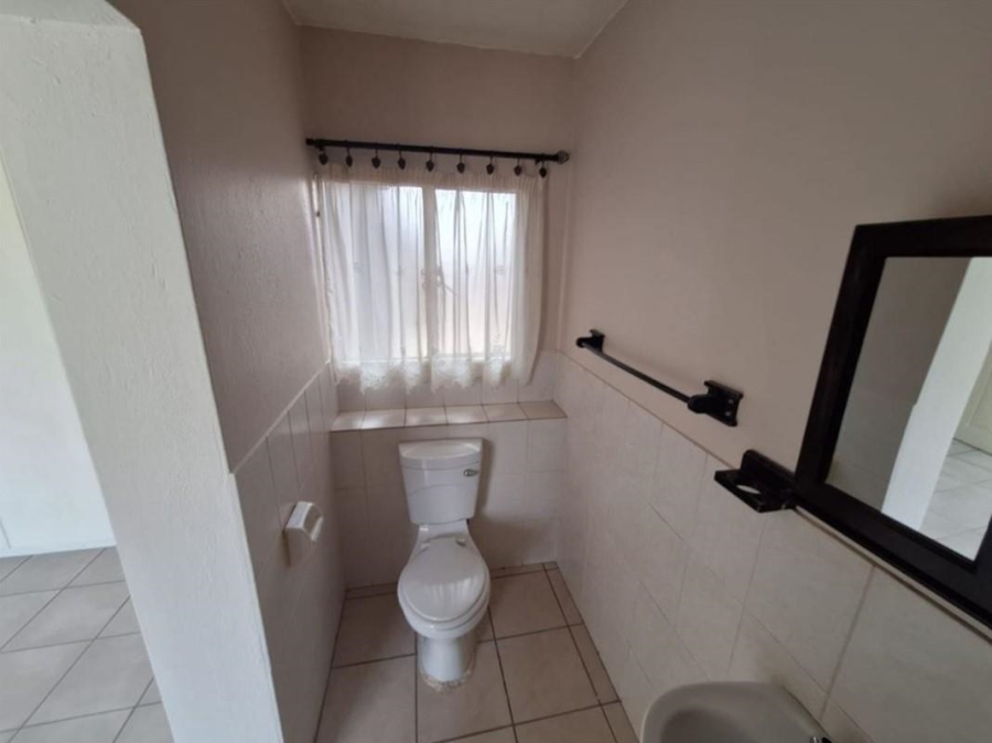 2 Bedroom Property for Sale in Birchleigh Gauteng