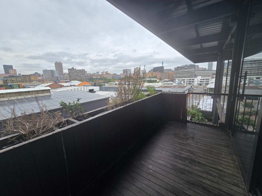 2 Bedroom Property for Sale in Maboneng Gauteng