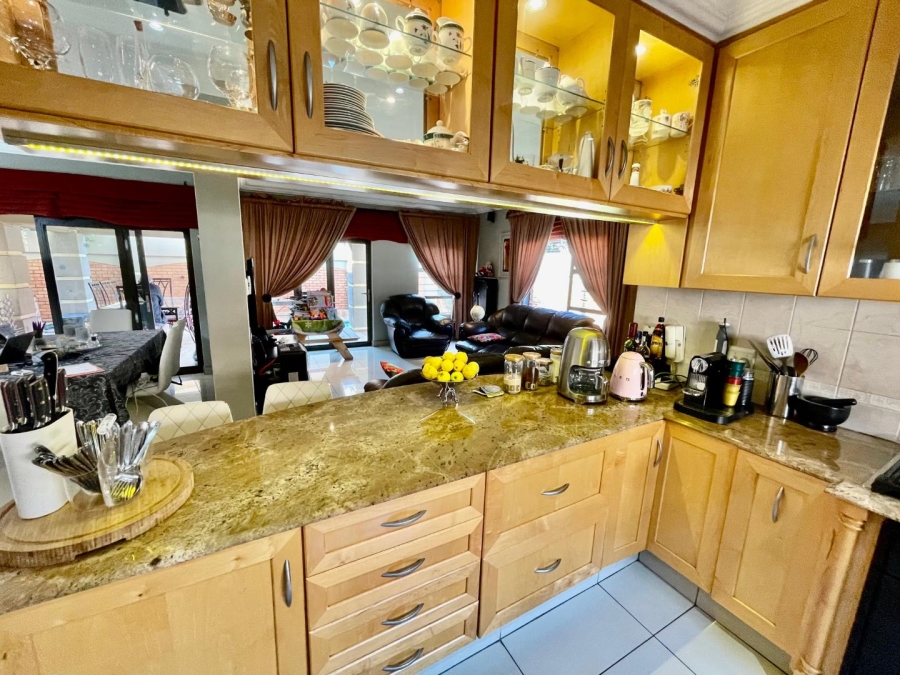 3 Bedroom Property for Sale in Bartlett Gauteng