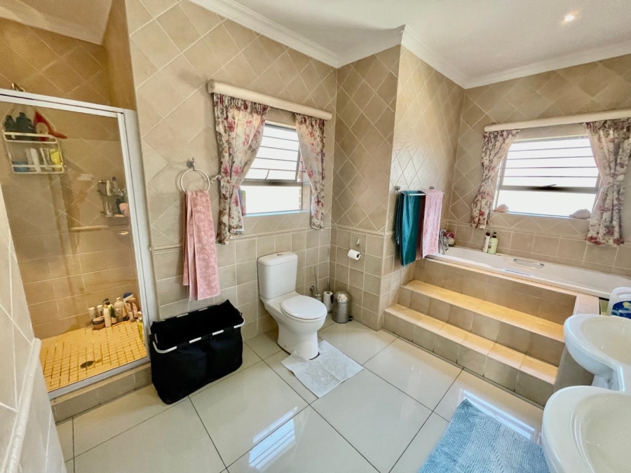 3 Bedroom Property for Sale in Bartlett Gauteng