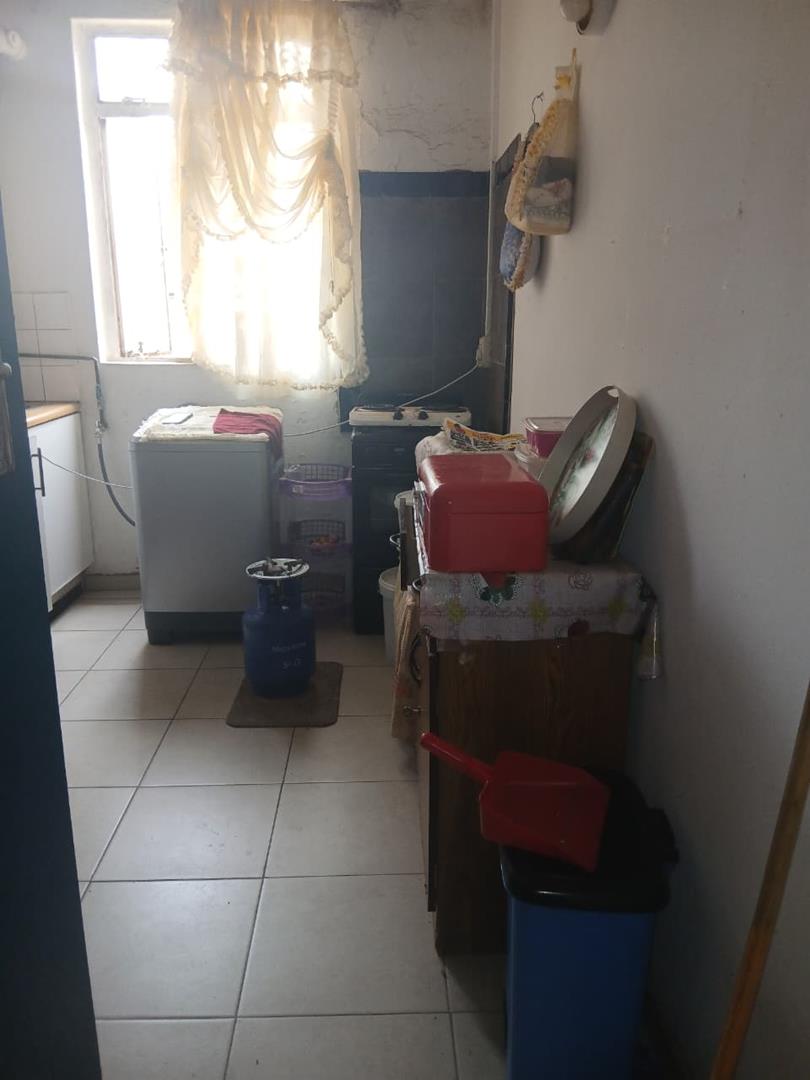 2 Bedroom Property for Sale in Johannesburg Central Gauteng