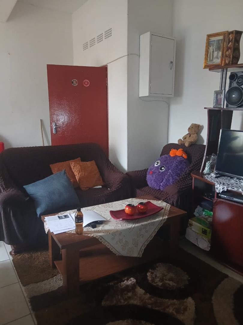 2 Bedroom Property for Sale in Johannesburg Central Gauteng