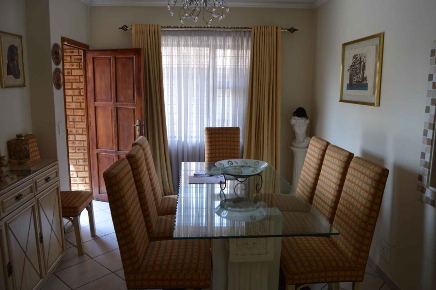 3 Bedroom Property for Sale in New Redruth Gauteng