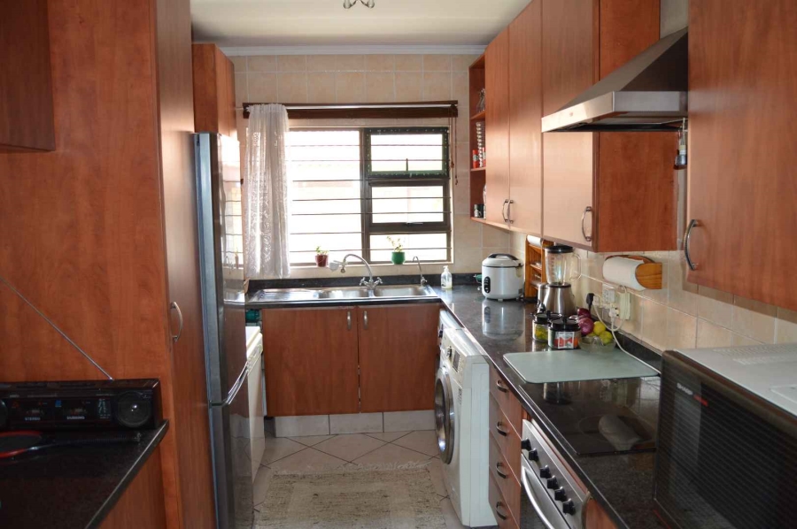 3 Bedroom Property for Sale in New Redruth Gauteng